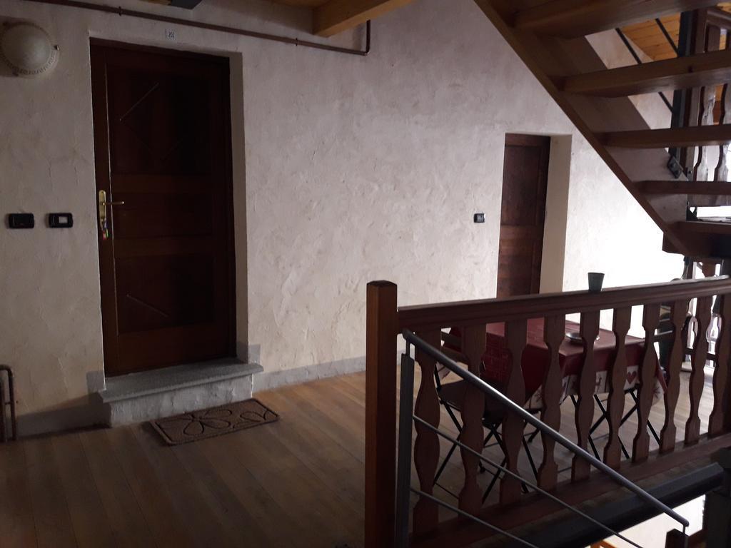 Appartamento" Le Bourg 61" Vda Cir 0208 Aosta Buitenkant foto