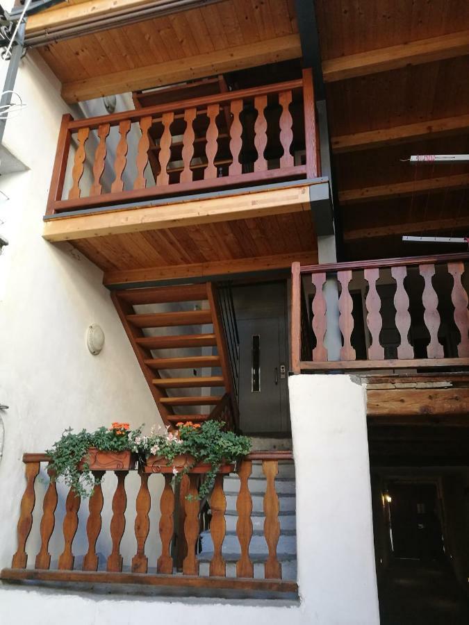 Appartamento" Le Bourg 61" Vda Cir 0208 Aosta Buitenkant foto